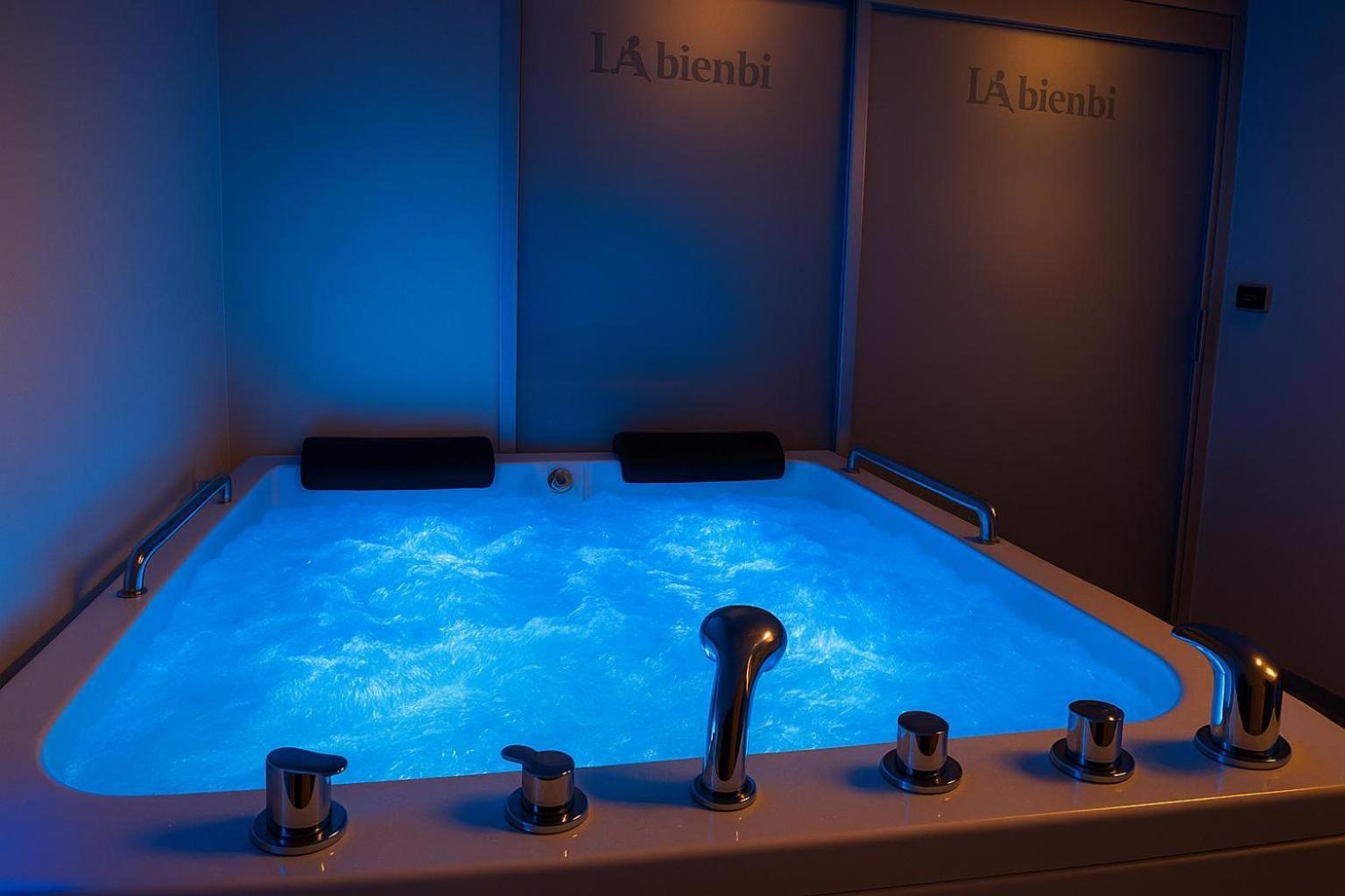Labienbi' Hotel Cosenza Buitenkant foto